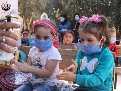 حملة بالتباعد الاجتماعي يتوقف فيروس كورونا