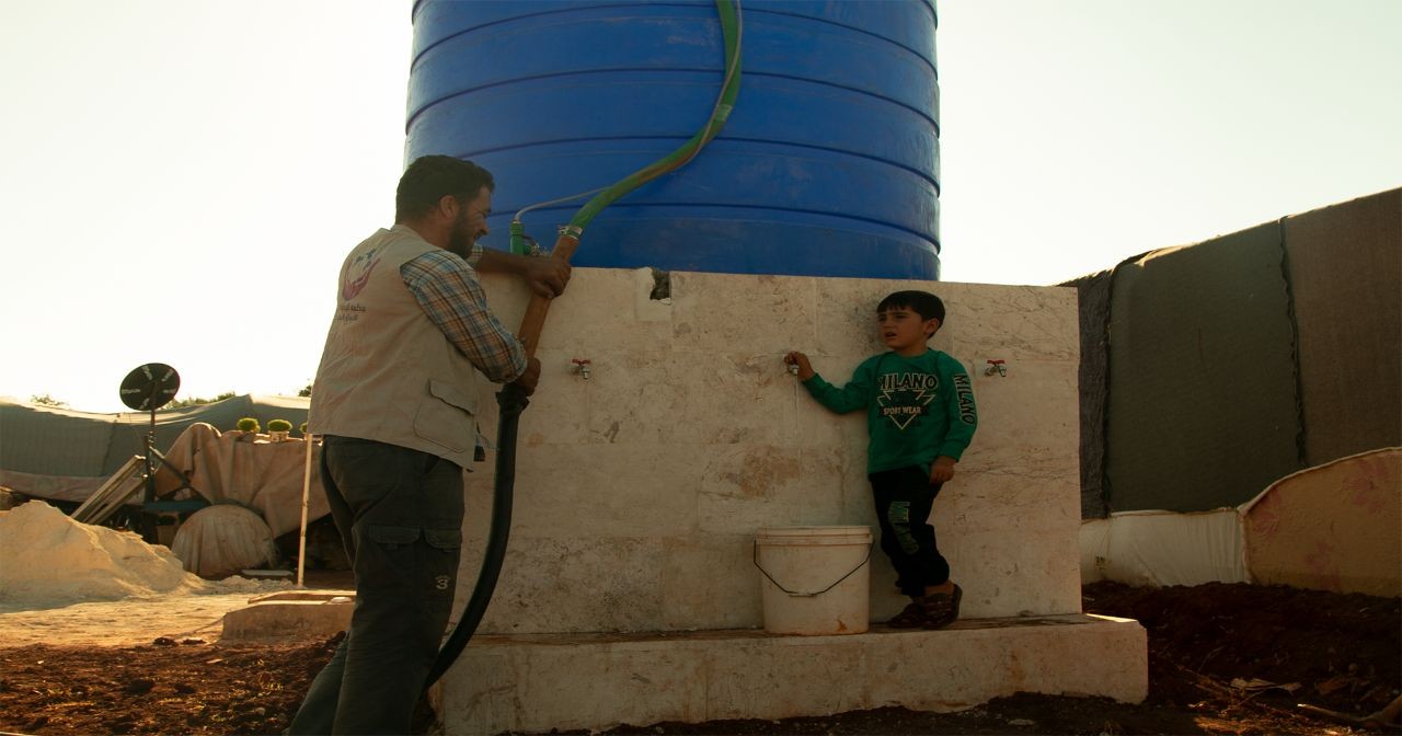 مشروع بناء خزانات مياه الشرب